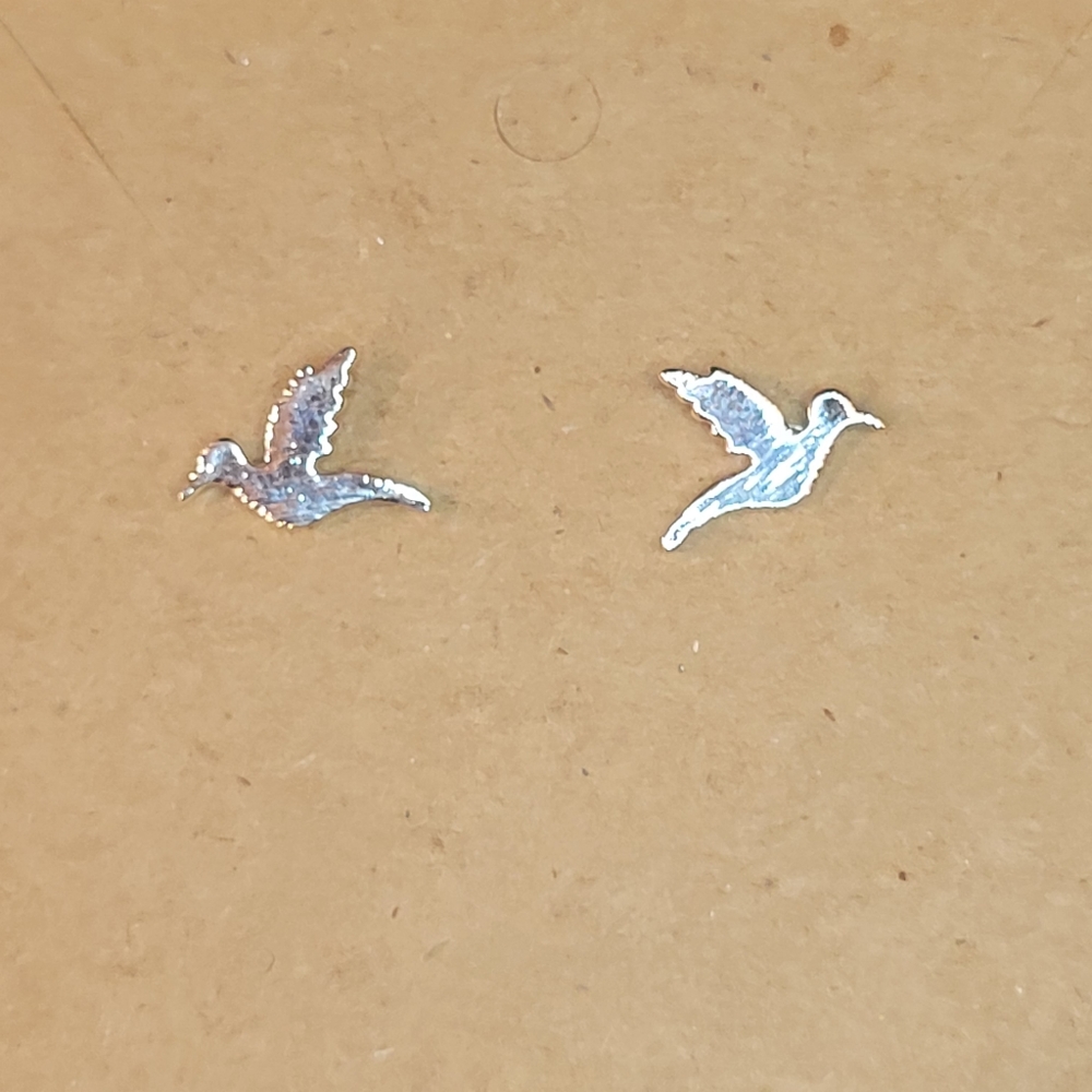 Silver hummingbird post earrings NWOT